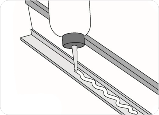Applying adhesive to the casing leg